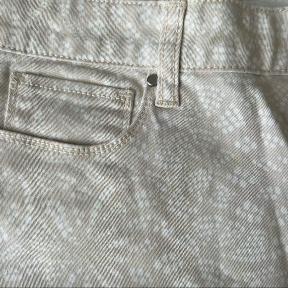 DKNY Jeans Vintage Print Skinny Jeggings - Picture 7 of 14